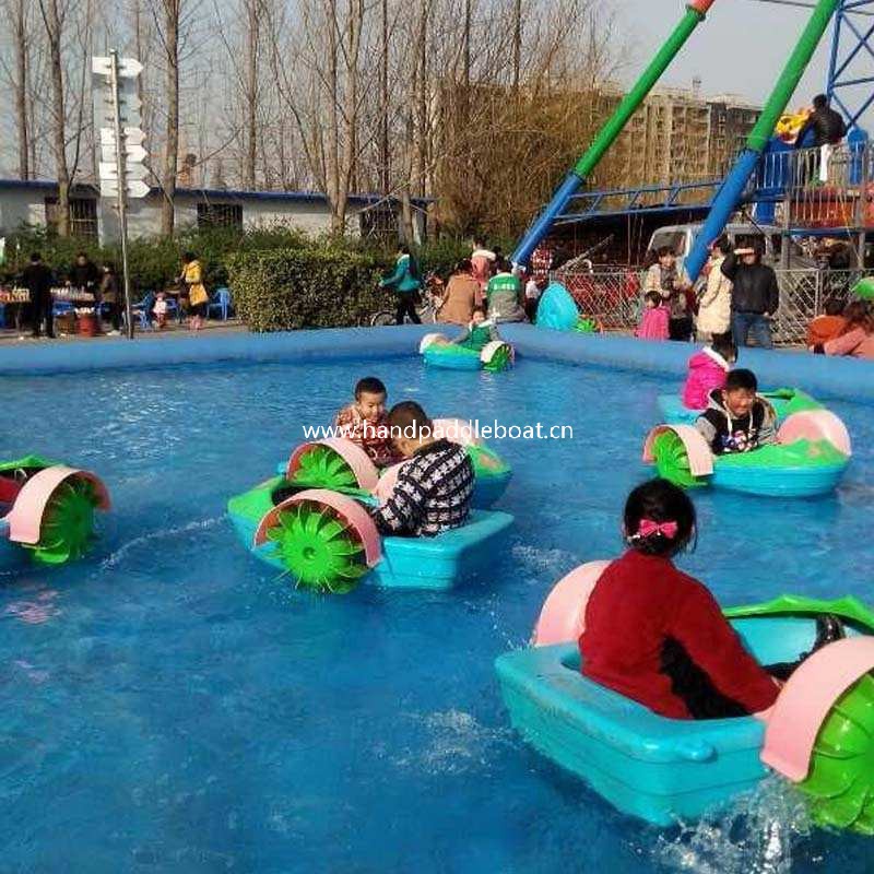 Commercial Hand Paddle Boat for Water Park